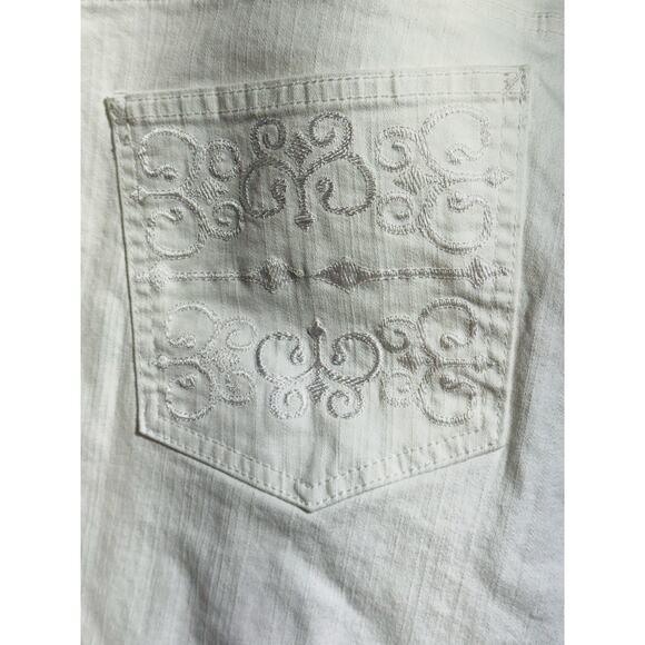 Lee Capri Comfort Waist Jeans 5 Pocket Embroidered Curvy Women's Plus Size 22 - Picture 9 of 9
